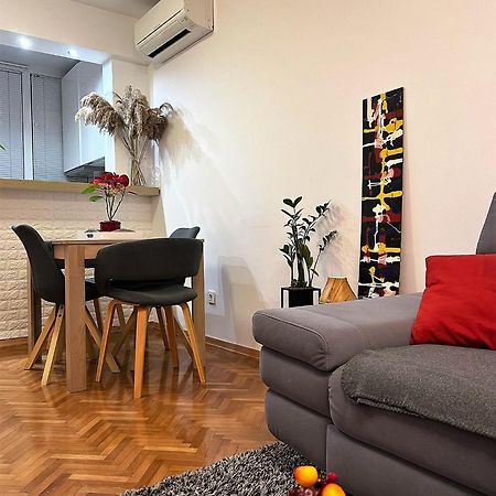 Mm Split Apartment - 5 Min By Car To The Beach & City Center - Free Public Parking Ngoại thất bức ảnh