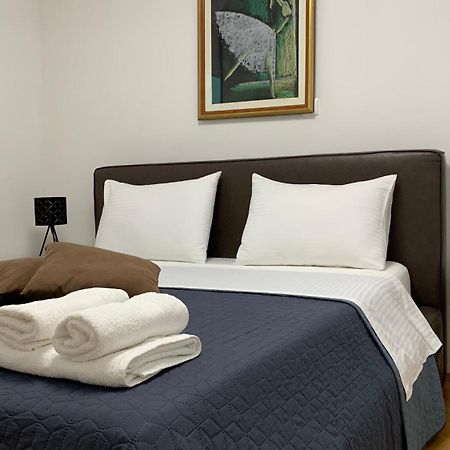 Mm Split Apartment - 5 Min By Car To The Beach & City Center - Free Public Parking Ngoại thất bức ảnh